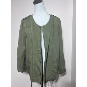 Market & Spruce Size M Woman Gold button Army green Military style jacket Bomber